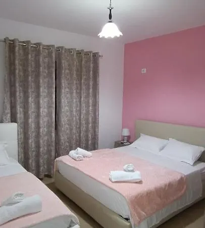Eljos House Guest house *