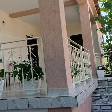 Eljos House * Permet