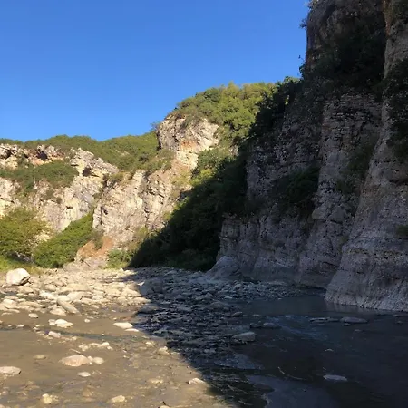 Eljos House Maison d'hôtes 4*