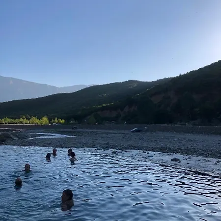 Maison d'hôtes Eljos House Përmet