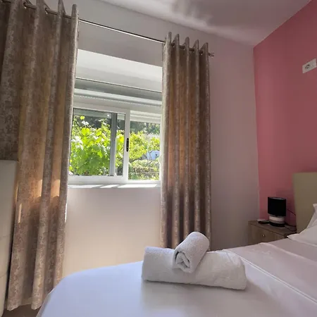 Eljos House 4* Përmet