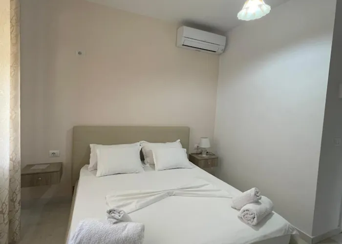 Eljos House Përmet