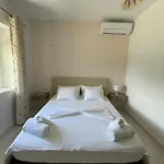 Eljos House