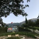 Eljos House