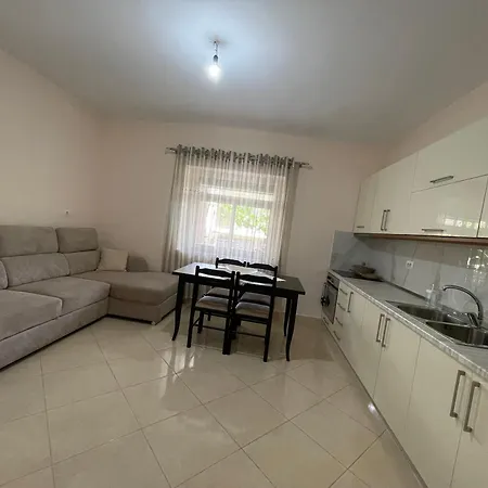 Guest house Eljos House 4*