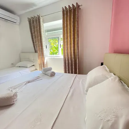 Eljos House 4* Përmet